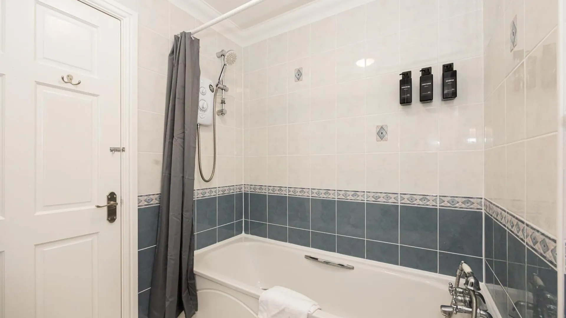The Burton- Free Gated Parking Apartment Manchester 0*,  United Kingdom