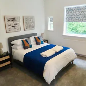  Apartment The King
