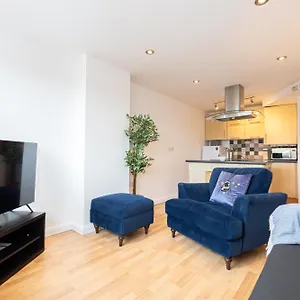  Apartment Withington